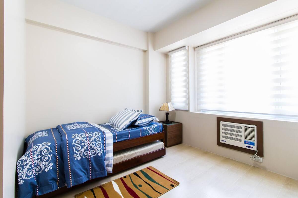 2 Bedroom Condo Apartment Near Naia 3 Pasay City Манила Экстерьер фото