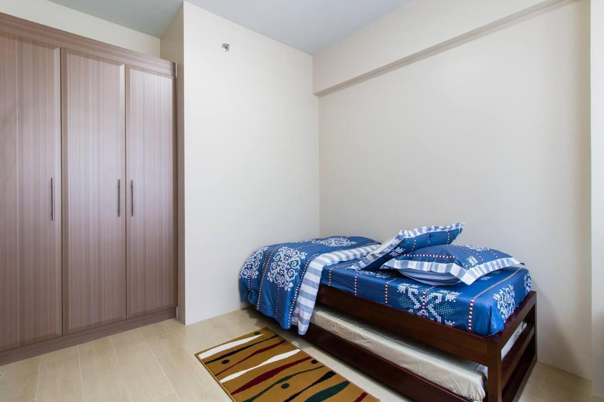2 Bedroom Condo Apartment Near Naia 3 Pasay City Манила Экстерьер фото