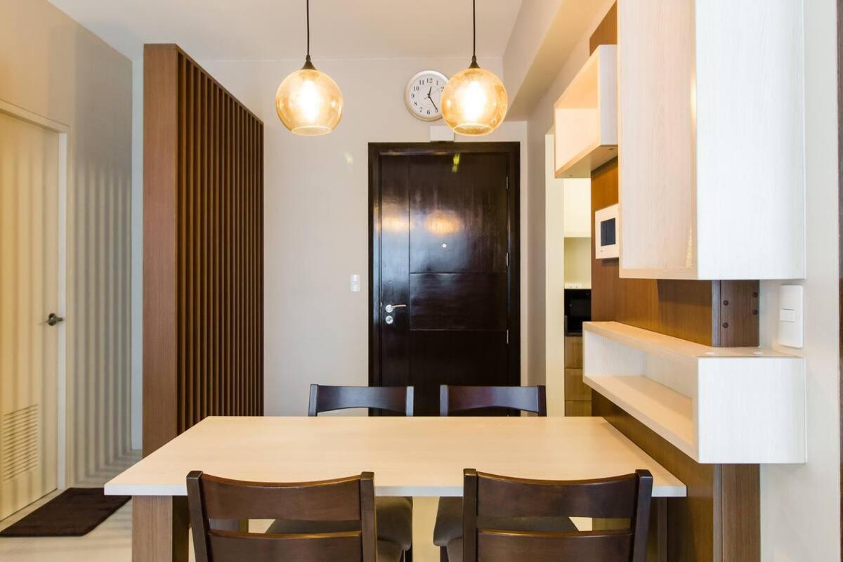 2 Bedroom Condo Apartment Near Naia 3 Pasay City Манила Экстерьер фото